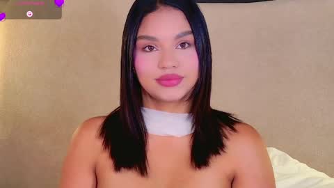 Angelina  online show from April 2026 06:37:01 PM