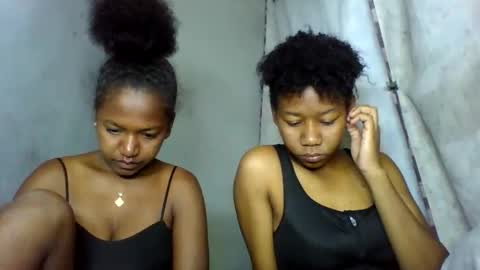 annick98 online show from February 2026 10:08:01 AM