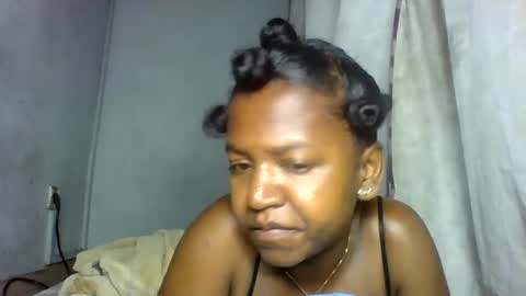 annick98 online show from February 2026 08:27:01 PM