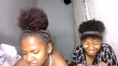 annick98 online show from February 2026 05:58:01 PM