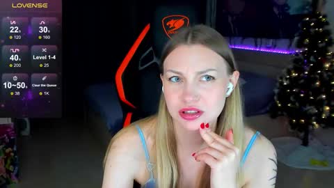 Snapshot of annie69kiss chatting on February 2026 10:48:02 PM Annie online show from February 2026 10:48:02 PM