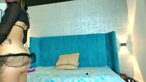 annie__rouse online show from April 2026 01:41:01 PM