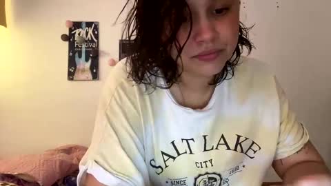 Annie  online show from January 2025 08:04:02 PM