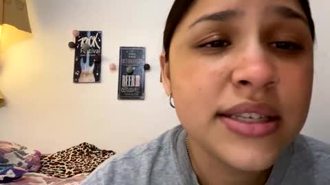 Annie  online show from January 2025 07:55:01 PM