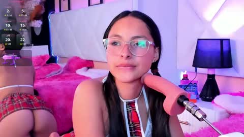 Snapshot of annie_lought chatting on February 2025 01:11:01 PM online show from February 2025 01:11:01 PM