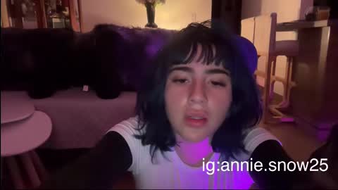 JEANNE no olvides seguirme dont forget follow me  uu online show from February 2025 11:59:01 PM