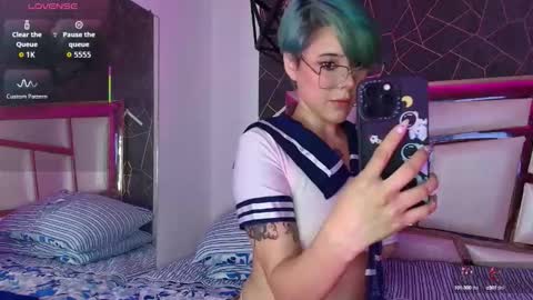 Annie  online show from September 2025 11:57:01 AM