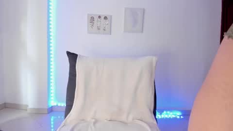 Annie online show from January 2025 01:34:01 PM