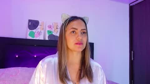 AnnieCollins69 online show from October 2025 03:35:01 AM