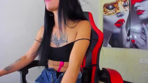 Snapshot of anniee_x chatting on September 2025 02:40:02 PM Anniee online show from September 2025 02:40:02 PM