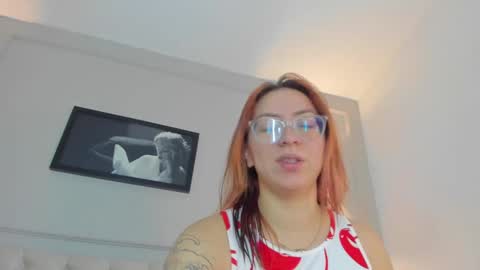 Snapshot of anniemartinezz chatting on December 2024 11:22:02 AM Annie online show from December 2024 11:22:02 AM