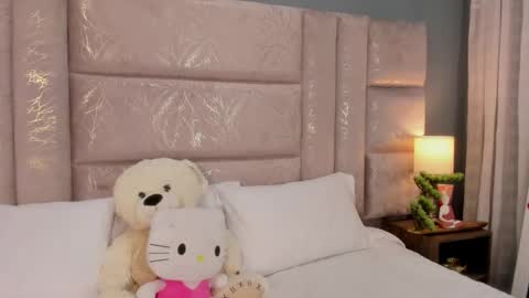 Annie online show from September 2025 11:44:01 AM