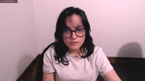 Snapshot of annittaprincess chatting on April 2026 01:47:02 AM Gaby 3 online show from April 2026 01:47:02 AM