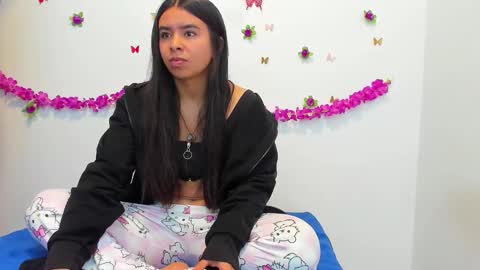 annie online show from January 2026 07:54:01 AM