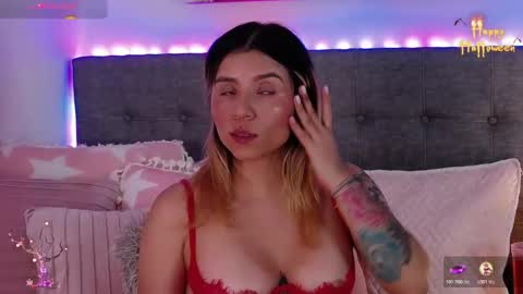 Antonella Lee online show from October 2025 09:44:01 PM