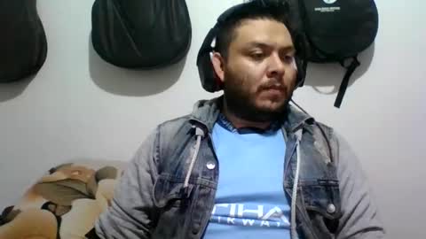 lion kennedy independent model moderator online show from September 2025 05:07:01 AM