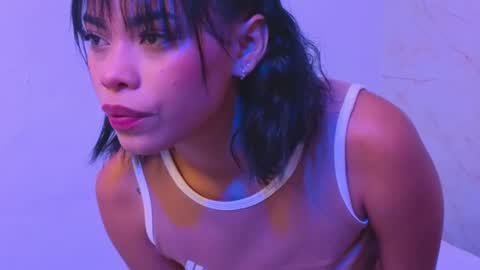 Anny online show from October 2025 04:23:02 AM