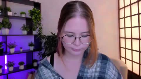 Anny online show from December 2025 08:41:02 AM