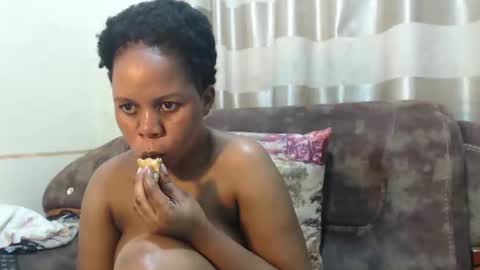 Snapshot of annybecca chatting on March 2026 08:42:01 AM Anny online show from March 2026 08:42:01 AM