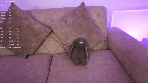 Snapshot of annybuny chatting on March 2026 01:05:01 PM Ana online show from March 2026 01:05:01 PM