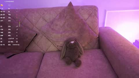 Snapshot of annybuny chatting on March 2026 11:48:02 AM Ana online show from March 2026 11:48:02 AM
