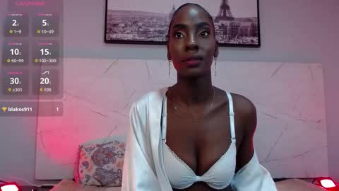 Anny  online show from October 2025 02:56:01 AM