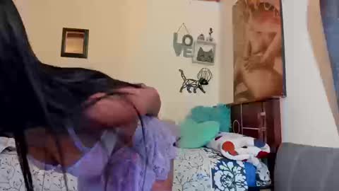 Annyluna online show from March 2026 09:07:01 PM