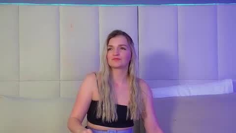 Snapshot of annyraii chatting on November 2025 06:35:01 AM annyraii online show from November 2025 06:35:01 AM