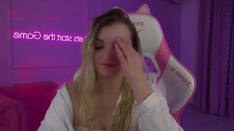 annyraii online show from March 2026 07:15:01 AM