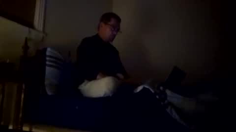 Snapshot of anonychris chatting on November 2025 04:03:01 AM AnonaChris online show from November 2025 04:03:01 AM