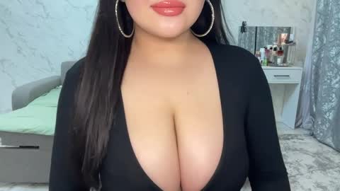 Snapshot of anora_sunny chatting on April 2026 04:08:01 PM Any online show from April 2026 04:08:01 PM