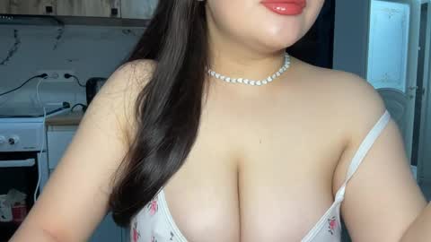Snapshot of anora_sunny chatting on May 2026 06:14:02 PM Any online show from May 2026 06:14:02 PM