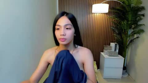 Stacy Maurice online show from December 2024 07:36:01 PM