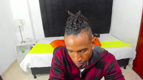       online show from February 2025 08:05:02 PM