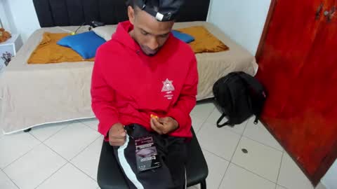       online show from February 2025 12:03:01 AM