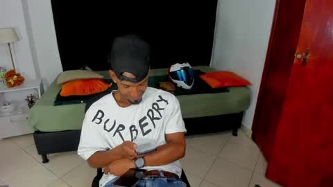       online show from March 2025 03:06:01 AM