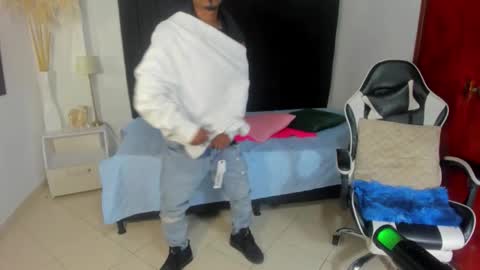       online show from February 2026 01:20:02 AM