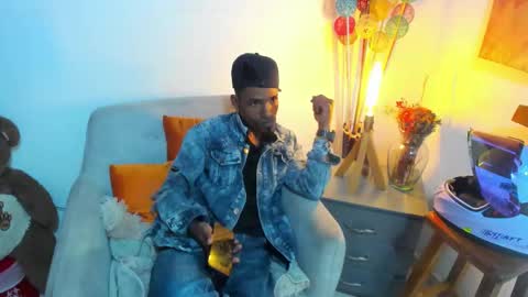 Snapshot of anthoy_wayans chatting on March 2026 12:47:01 AM online show from March 2026 12:47:01 AM