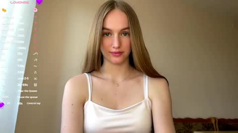 Snapshot of antionettepulgarin chatting on May 2026 03:08:01 PM Viktoria online show from May 2026 03:08:01 PM