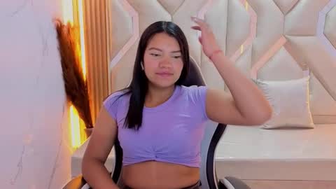 Snapshot of antonela_tp chatting on October 2025 12:48:02 PM Antonela online show from October 2025 12:48:02 PM