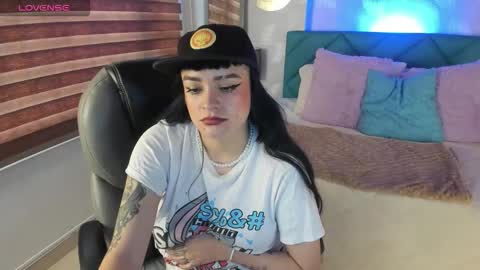 Snapshot of antonela_vargas chatting on March 2026 12:16:01 PM Anto online show from March 2026 12:16:01 PM