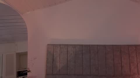 Snapshot of antonella_1998_ chatting on June 2026 01:06:02 PM Antonella online show from June 2026 01:06:02 PM