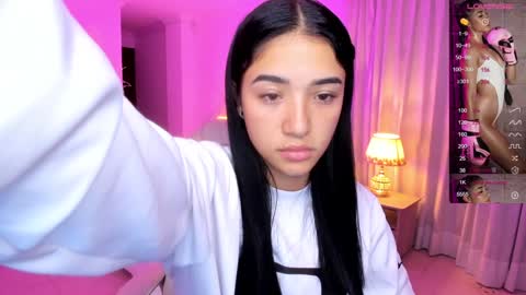 Snapshot of antonella_grayy chatting on December 2024 10:58:02 AM Antonella Grayy online show from December 2024 10:58:02 AM