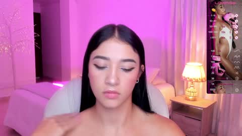 Snapshot of antonella_grayy chatting on January 2025 05:10:01 PM Antonella Grayy online show from January 2025 05:10:01 PM