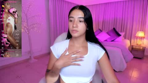 Snapshot of antonella_grayy chatting on January 2025 11:04:02 AM Antonella Grayy online show from January 2025 11:04:02 AM