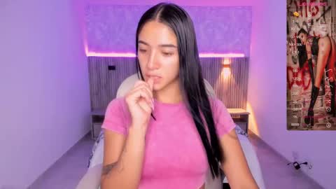 Snapshot of antonella_grayy chatting on February 2025 10:59:01 AM Antonella Grayy online show from February 2025 10:59:01 AM