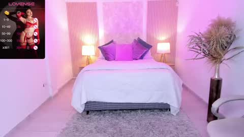 Snapshot of antonella_grayy chatting on September 2025 10:59:01 AM Antonella Grayy online show from September 2025 10:59:01 AM