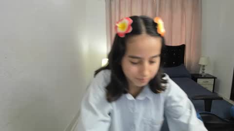  Antonella  online show from September 2025 04:19:02 PM