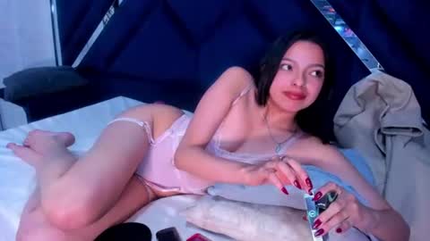 Snapshot of antonella_hyh chatting on August 2026 01:20:01 AM antonella_hyh online show from August 2026 01:20:01 AM