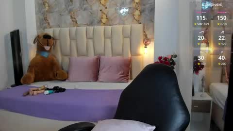 Antonella Moon 7 online show from April 2026 04:37:01 AM